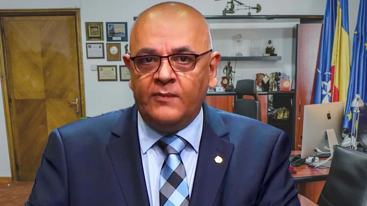 Descoperire șocantă în biroul lui Raed Arafat. Era ascuns bine. Parchetul General face verificări