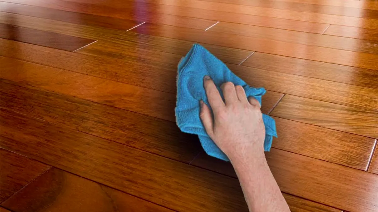 De ce să nu mai speli podelele din casa ta cu prosoape. Greșeala pe care o fac multe gospodine