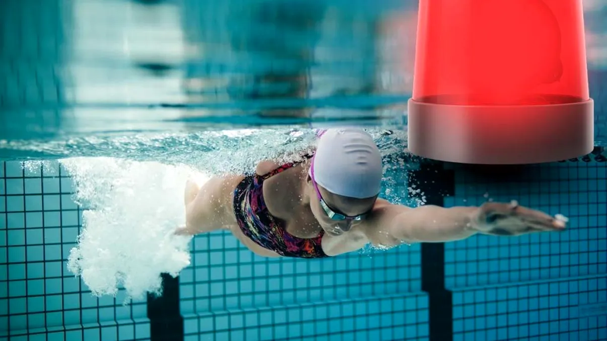 Pericolul care te pândește la piscină. Semnal de alarmă tras de un medic din România