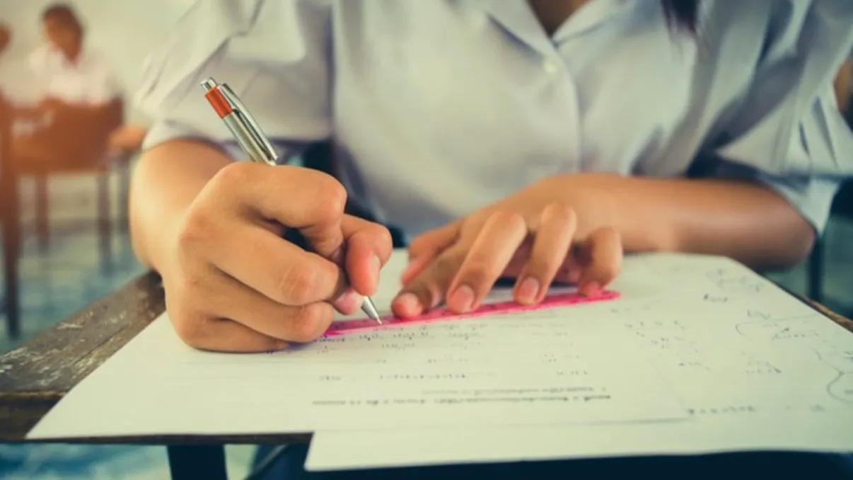 Acte necesare pentru înscrierea la BAC 2022 sesiunea de toamnă. Ce documente trebuie să conțină dosarul