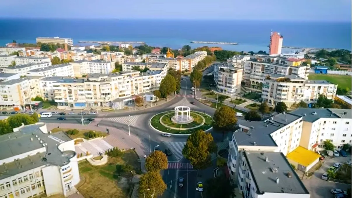 Călătorii gratuite cu autobuzul pe litoral. Cine va beneficia de ele