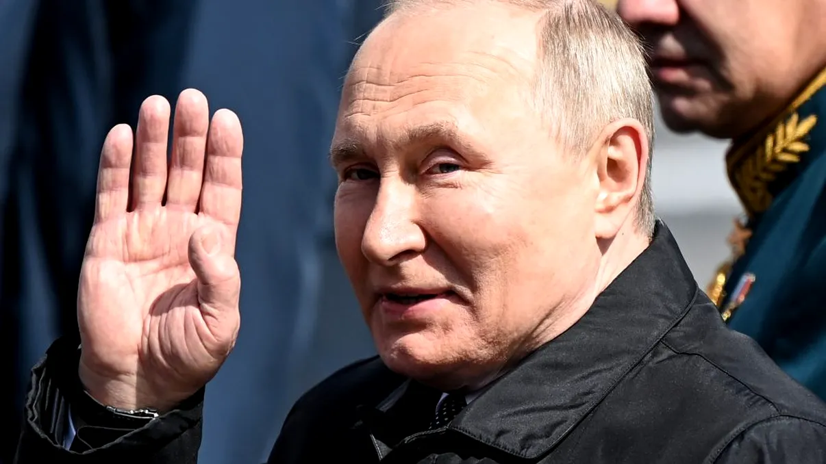 Gestul făcut de Vladimir Putin care confirmă ce a spus America despre el. Imaginile s-au viralizat deja VIDEO