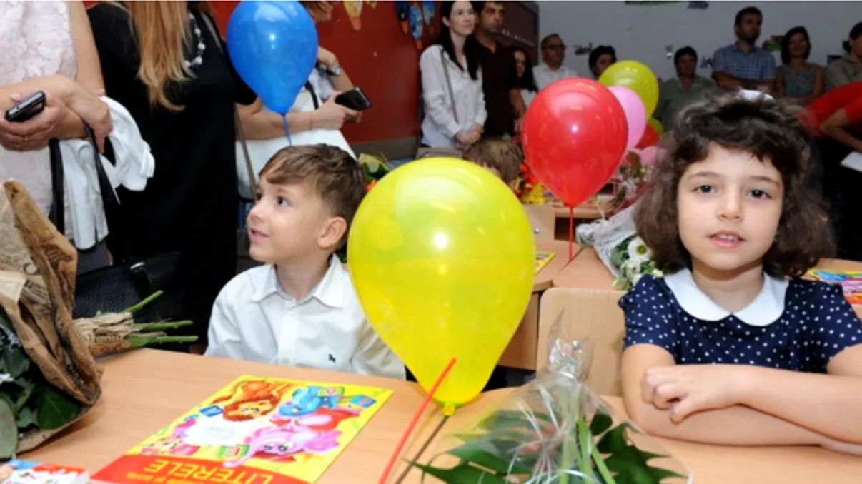 An școlar 2022-2023. Când începe școala, ce vacanțe vor avea elevii și cât durează fiecare modul