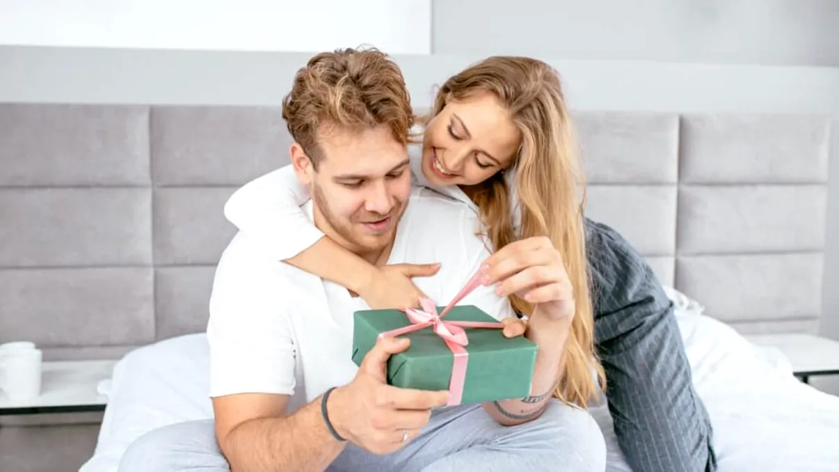 Ce semnificație are fiecare an de căsătorie. Cadouri pe care este bine să le faci