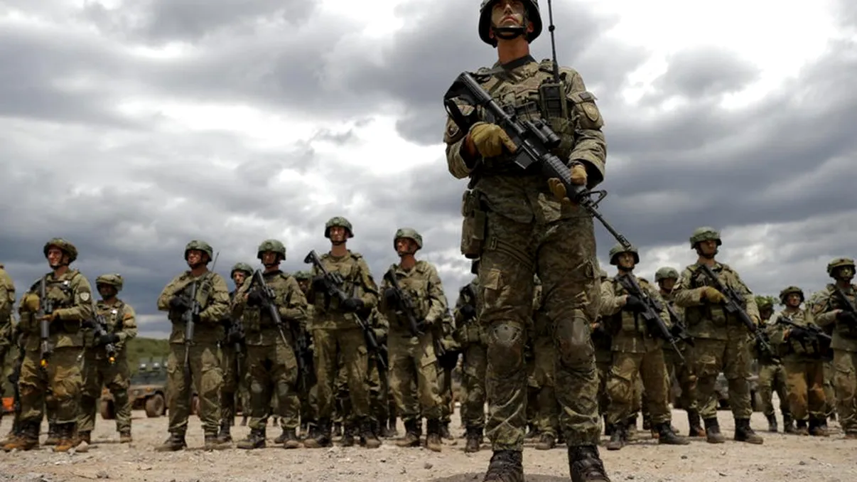 NATO, avertisment privind tensiunile existente la granița dintre Kosovo și Serbia. În ce situație va interveni