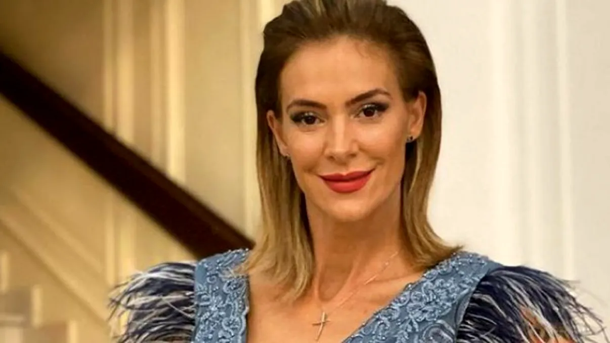 Cum se înțelege Roxana Ciuhulescu cu fostul soț: „Discutăm strict despre copil, nu pot să zic că am rămas prieteni” EXCLUSIV