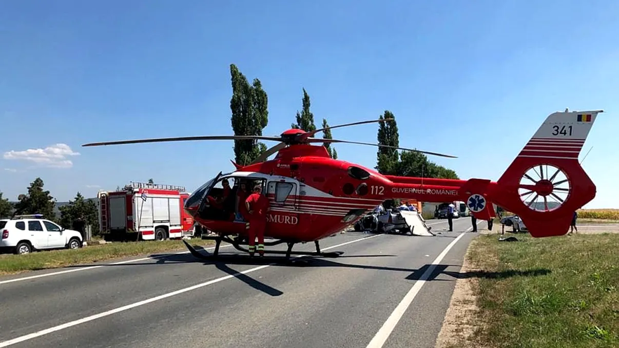 Accident mortal în Buzău, cu 6 victime. Trei copii au fost transportați de urgență la spital