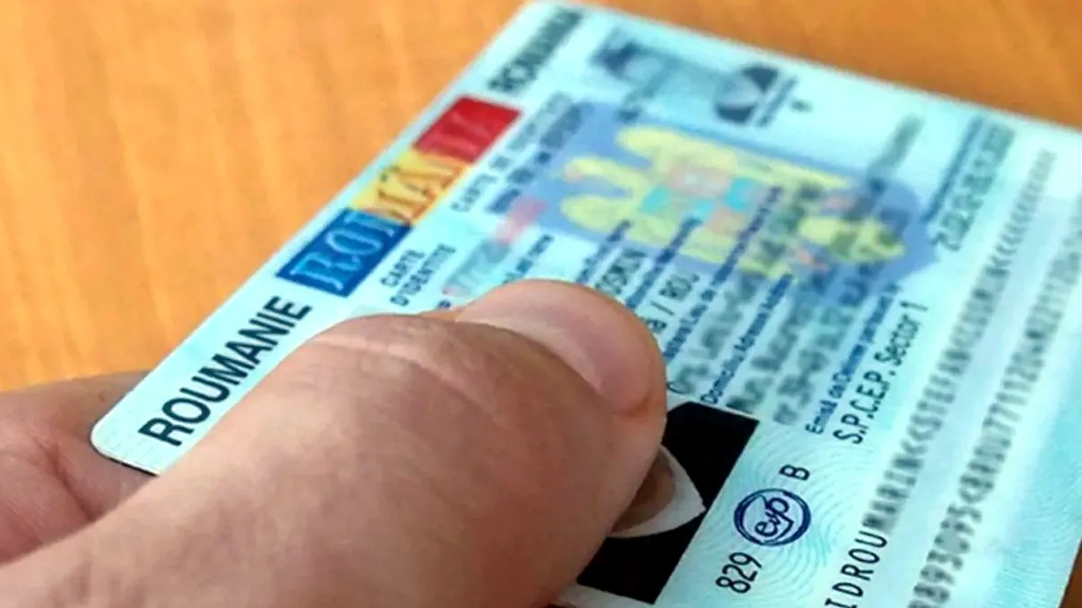 S-a schimbat legea. Câte prenume poţi avea acum în România. Noutăţile de care trebuie să ştie părinţii