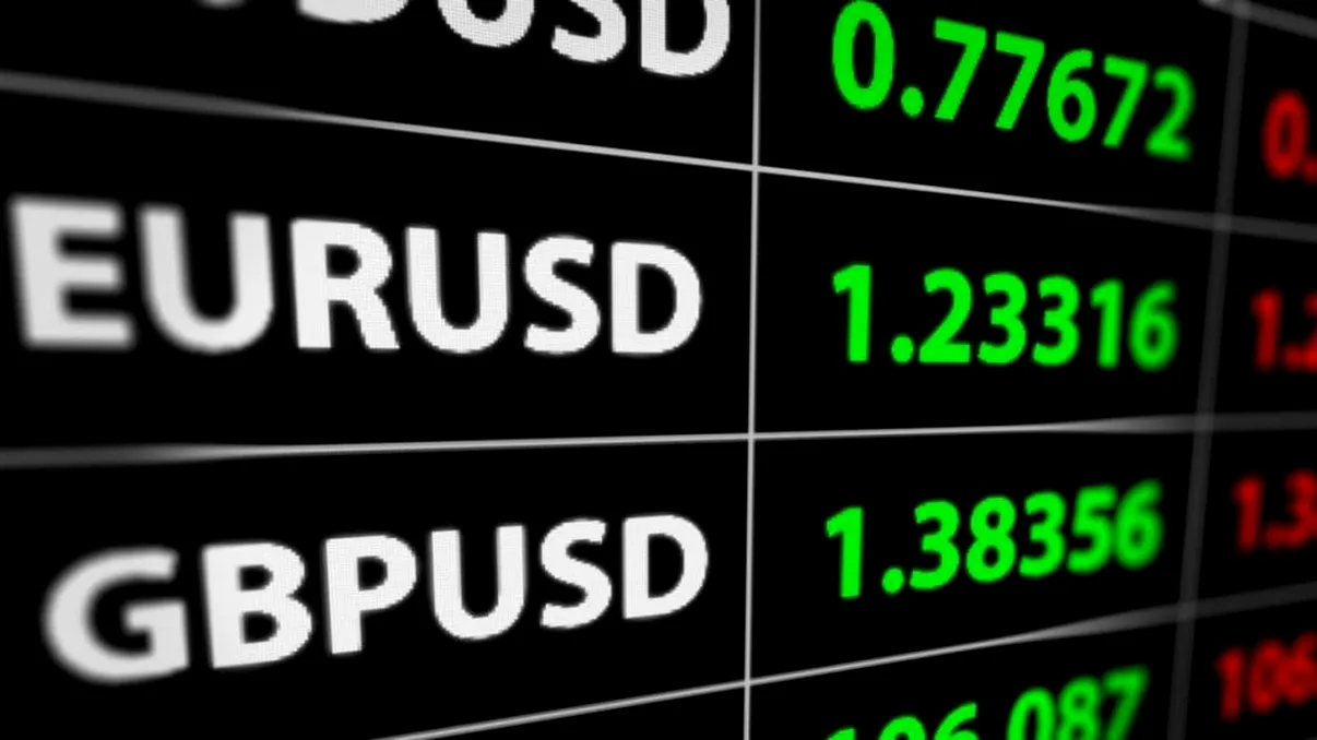 Curs valutar BNR pentru 7 septembrie 2022. O nouă depreciere a euro? A scăzut prețul barilului de petrol