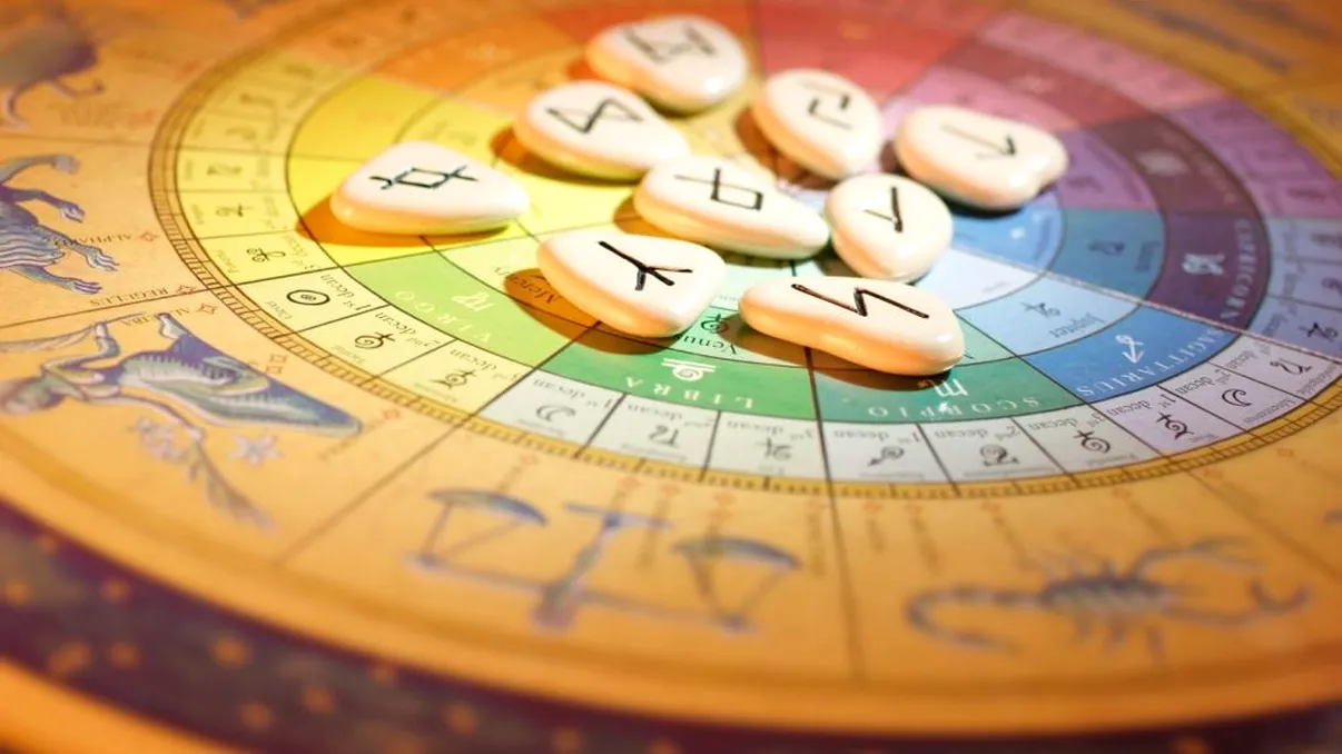 Horoscopul runelor pentru începutul lunii octombrie. Zodia protejată de divinitate, are noroc pe toate planurile
