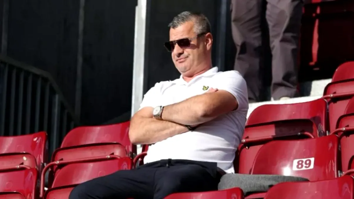 CFR Cluj i-a găsit înlocuitor lui Dan Petrescu. Un fost selecționer al naționalei României „a bătut palma” cu Neluțu Varga
