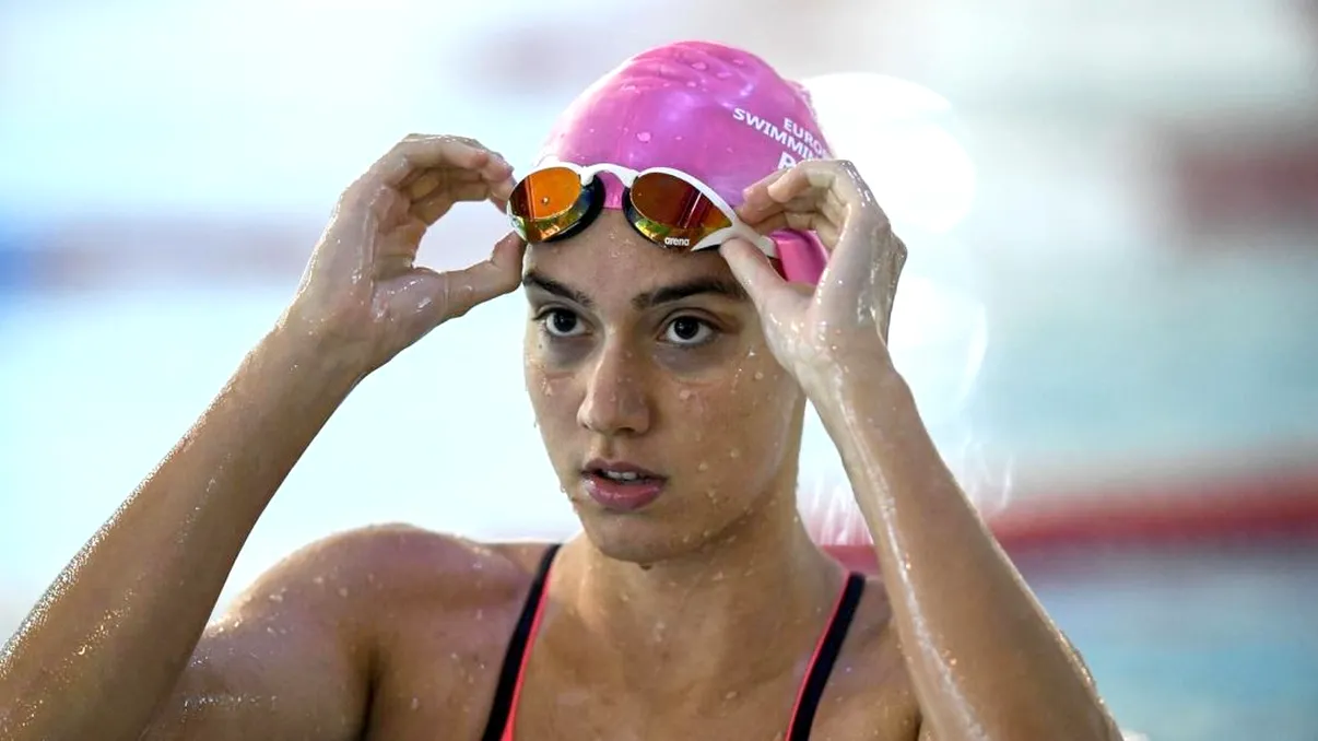 Tineți minte și acest nume, Bianca Costea calcă pe urmele lui David Popovici și câstigă o medalie de aur la Lima în proba de 50 m liber