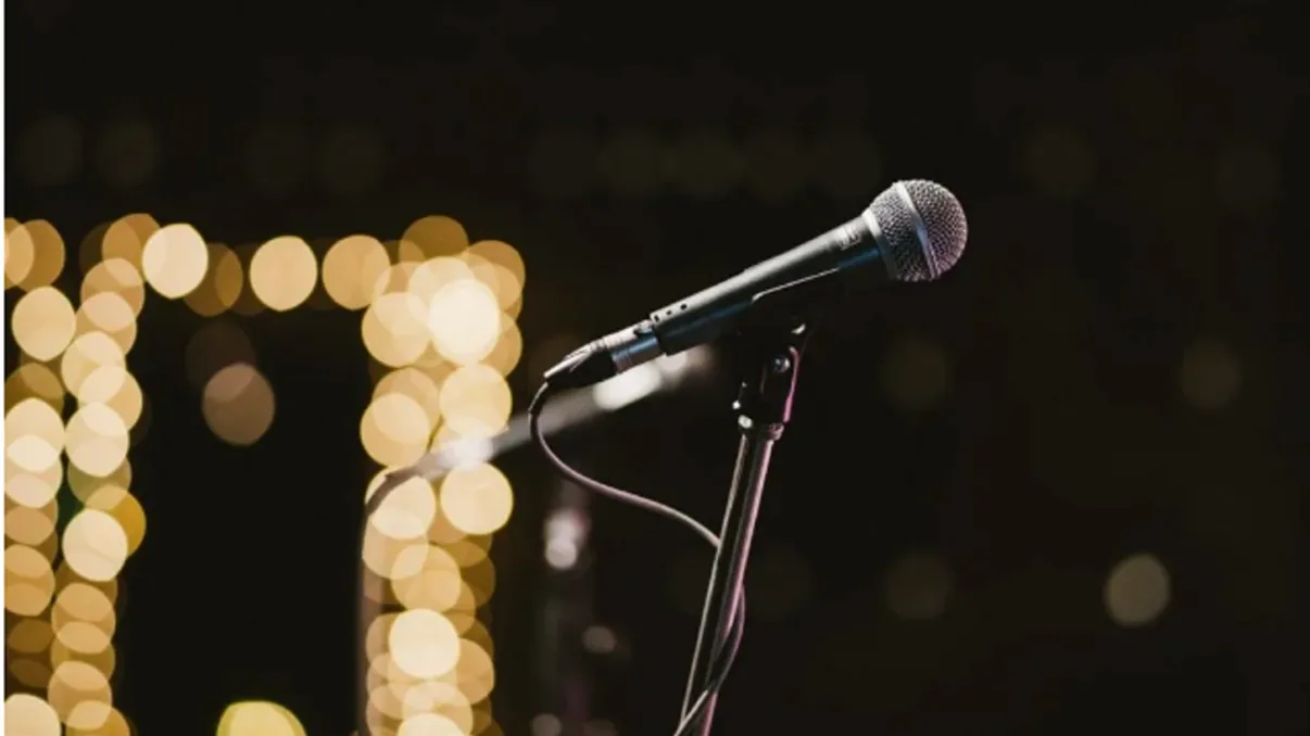 Celebra cântăreaţă de muzică populară căreia nu i-a plăcut deloc şcoala. A recunoscut: „Nu am fost o elevă de excepţie” (Exclusiv)