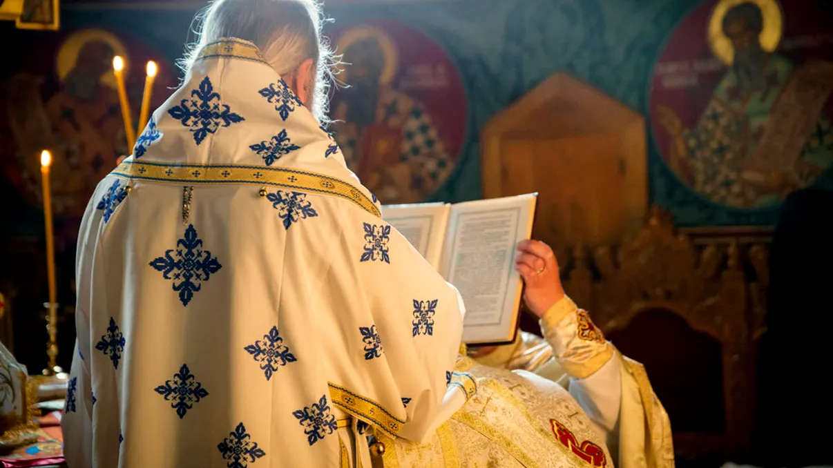 Ce înseamnă preot cu har? Motivul pentru care anumiți duhovnici sunt numiţi aşa de credincioşi