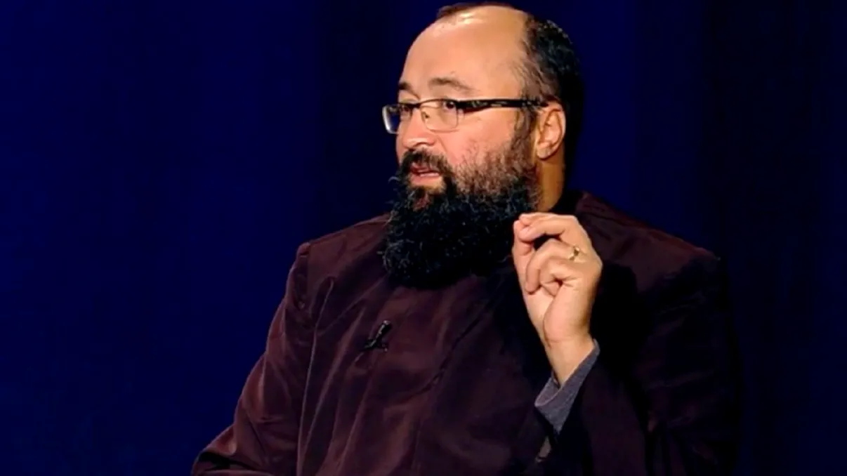 Declaraţiile neaşteptate ale lui Visarion Alexa despre soţia sa. Ce spunea în urmă cu ceva timp despre femeia care îi este alături de atâţia ani