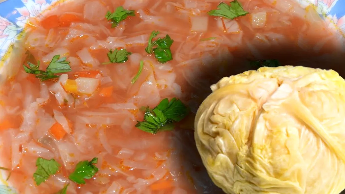 Ciorbă de varză murată. Ingredientele care îi dau un gust deosebit. Vei adora această rețetă