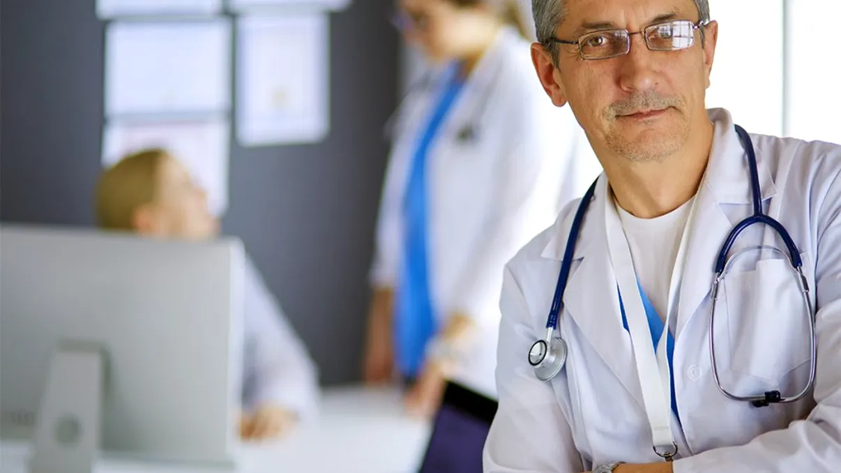 Consultaţii medicale gratuite pentru aceşti români. Costurile, suportate de angajator