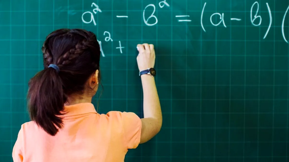 Problema de clasa a II-a pe care puţini adulţi ştiu să o mai rezolve. Ai curaj să încerci?