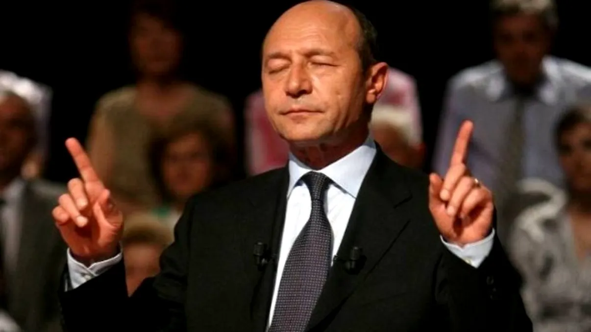 Traian Băsescu a început lupta pentru vila de la RA-APPS din care a fost evacuat. Mutarea lui de ultimă oră