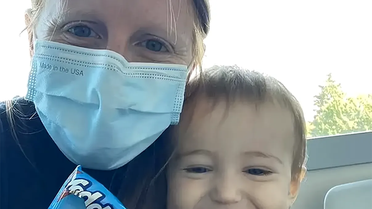 Cazul uluitor al băiețelului care s-a albit în ultimul an. Medicii au fost șocați să afle ce băutură a putut cauza așa ceva