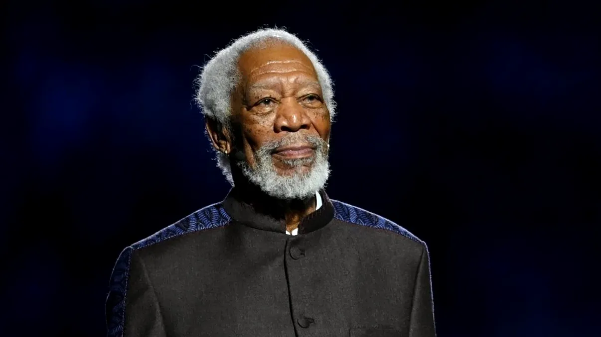 Morgan Freeman, în centrul unui scandal după deschiderea Cupei Mondiale din Qatar: „Te-ai vândut. Rușine!”