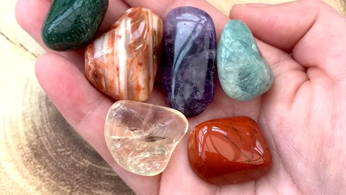 Piatra potrivită zodiei Berbec. Ce să porți la tine pentru mult noroc la bani și succes în viață