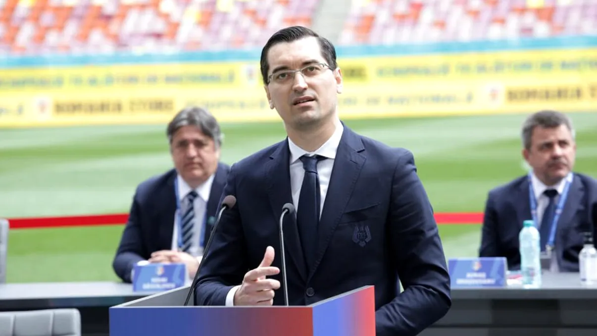 Președintele FRF „le-a făcut marcaj” legendarilor Roberto Carlos și Ronaldo la meciul Brazilia - Elveția. „A fost într-o zonă numai bună pentru publicitate”. Cum a reacționat Edi Iordănescu - VIDEO