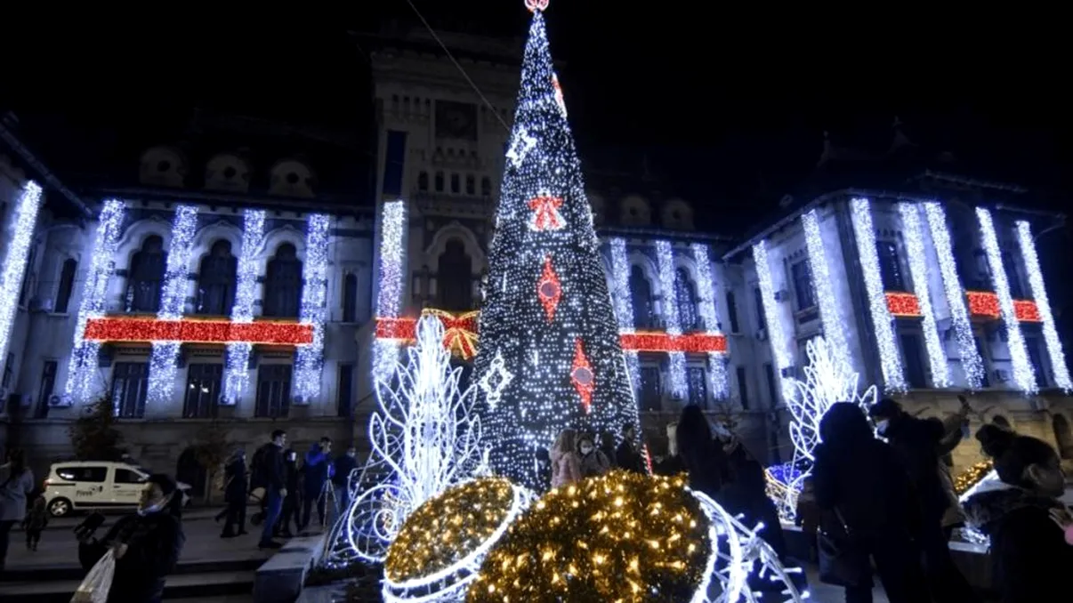 Un milion de becuri aprinse la târgul de Crăciun de la Craiova. Cum explică Lia Olguța Vasilescu