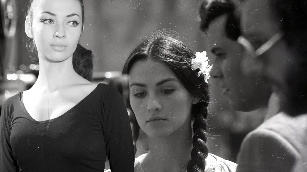 Cele mai frumoase surori din cinematografia românească. Adnana şi Madeleine, interpretate superb de Julieta Ivanca Szonyi şi Anca Nicola Szonyi