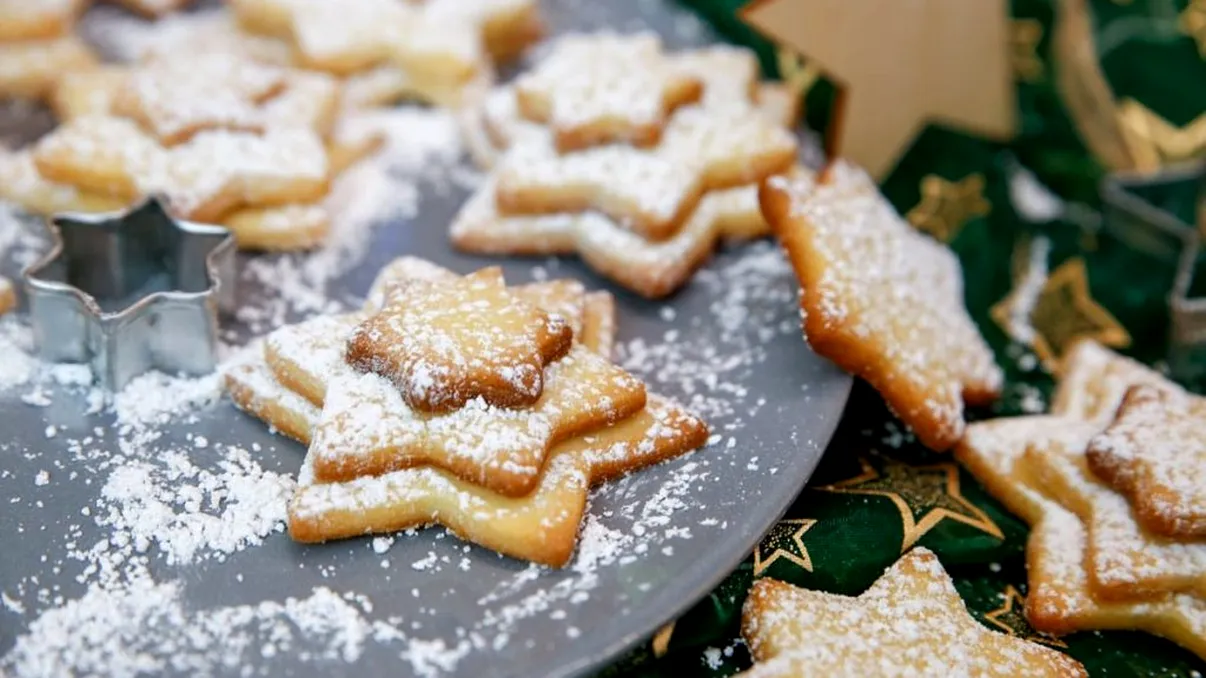 Prăjituri de Revelion. Cele mai delicioase deserturi pentru Anul Nou