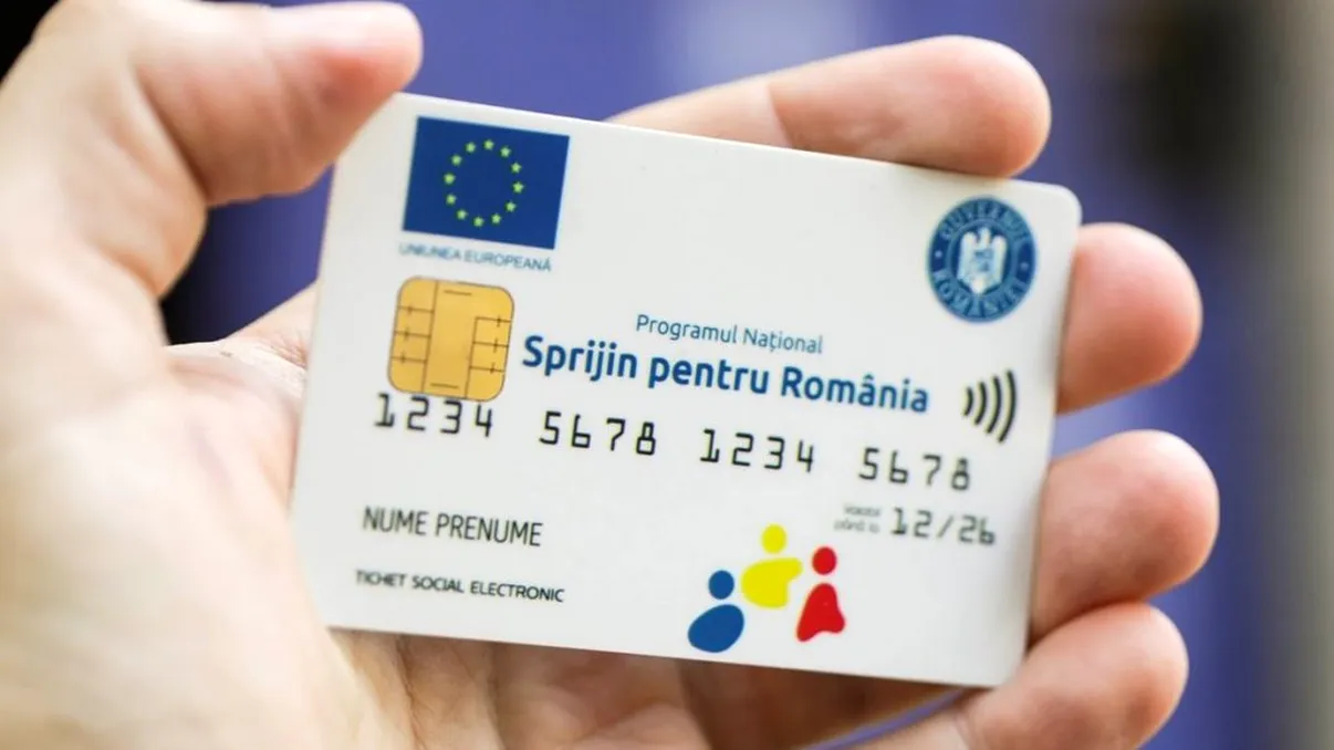 Vestea dimineții despre voucherele sociale. Banii intră pe card mai devreme, e oficial