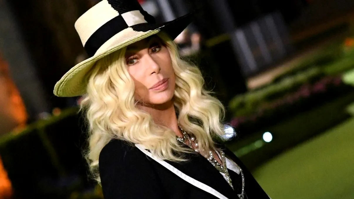 Cher este în doliu. Cea mai dragă ființă ei a murit