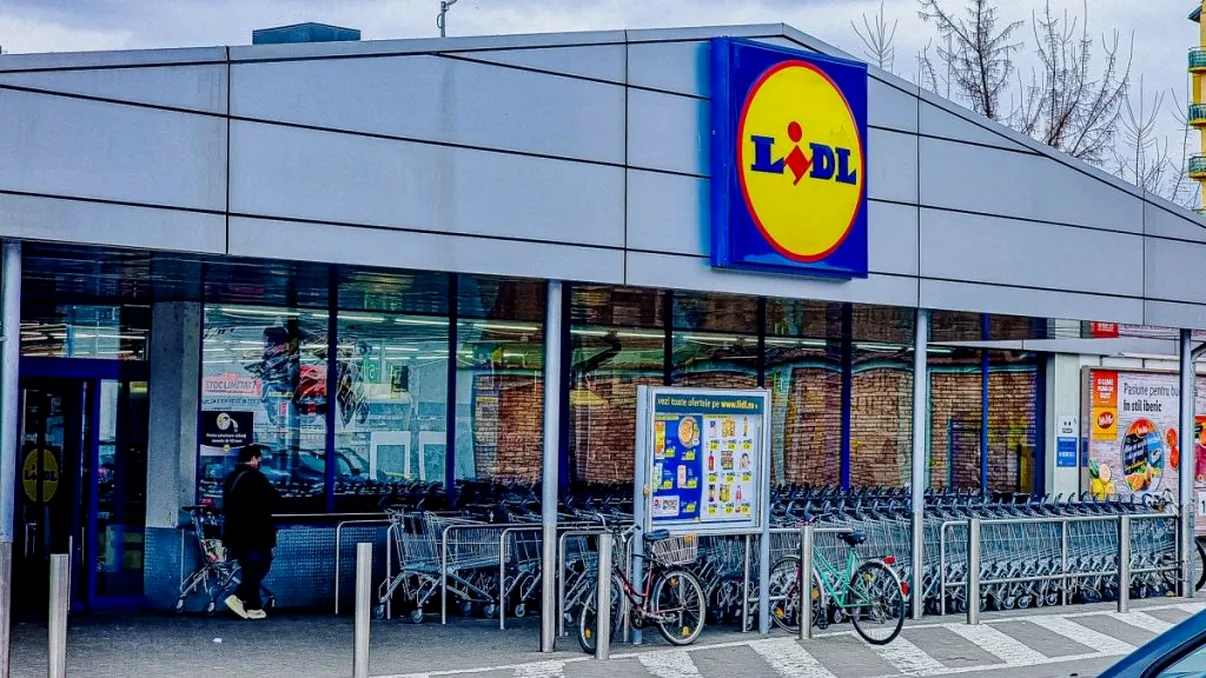Produsele ieftine care apar luni în toate magazinele Lidl România. Au prețuri mai mici decât în alte magazine