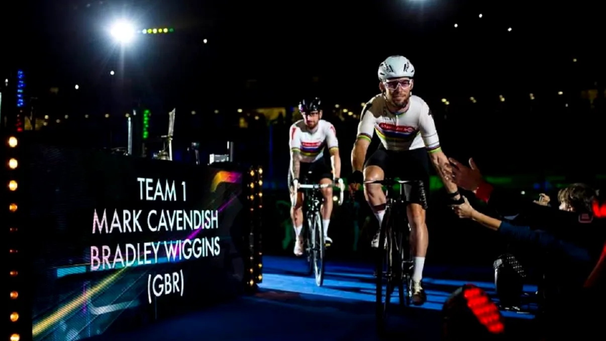 „I-a pus la gât un cuţit în stil Rambo”. Soția ciclistului Mark Cavendish, mărturie terifiantă din noaptea în care mai mulți bărbați mascați au intrat în casa familiei