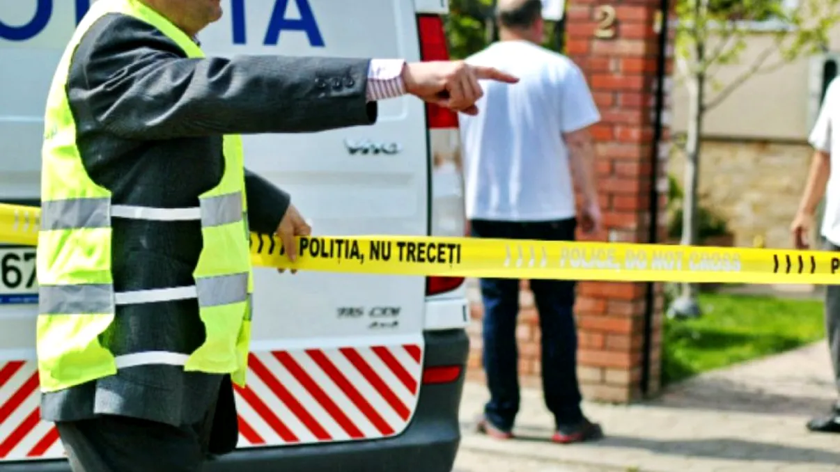 Ultima oră! Accident grav în București cu 3 mașini implicate. Două eleve au fost lovite pe trotuar de un șofer drogat