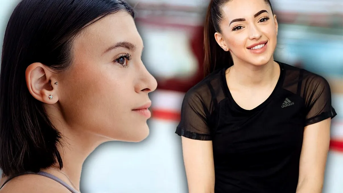 Larisa Iordache şi Diana Bulimar, imagini de colecţie. Cele două au pozat senzual, spre fericirea internauţilor. Foto