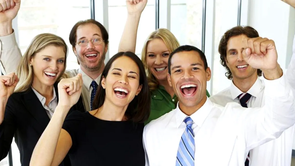 Şase săptămâni de concediu şi al 13-lea salariu. Cine sunt angajaţii care au parte de aceste beneficii, cei mai mulţi români doar visează la aşa ceva