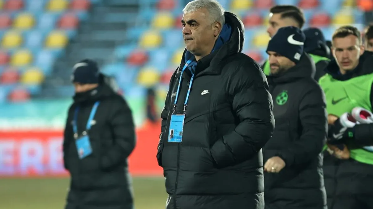 Un antrenor pe care Dinamo l-a învins cu 6-0, favorit să stea pe bancă la FCSB. Noi detalii despre situațiile penibile prin care a trecut Leonard Strizu