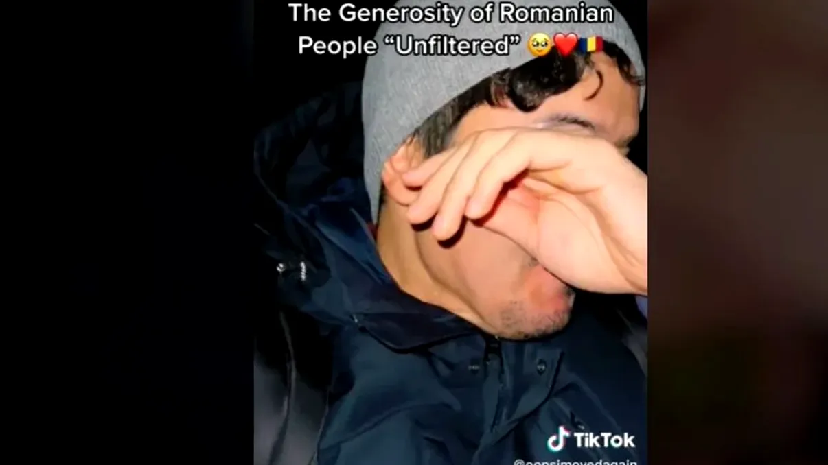 Un turist american, șocat de întâmplarea dintr-un restaurant din Alba Iulia. A început să plângă după ce a vorbit cu chelnerul. VIDEO