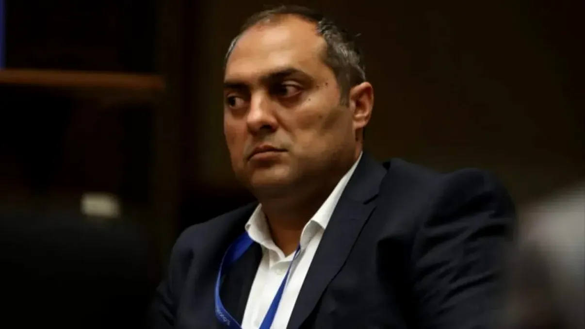 Ce spun sociologii despre scandalul de la vârful BOR: „Există mijloace în Biserica Ortodoxă de a-l calma pe Teodosie. Cu ce îi are la mână?” EXCLUSIV