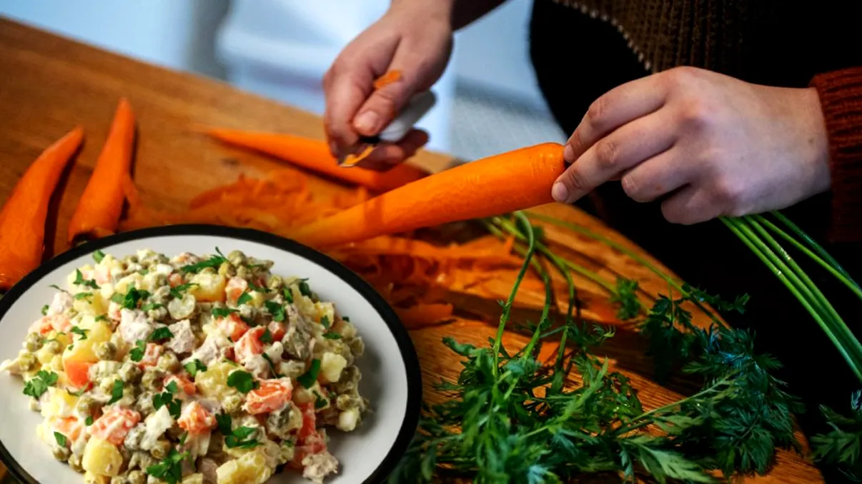 Cum faci salată de boeuf de post. Reţeta pe care trebuie să o păstrezi, o poţi prepara oricând