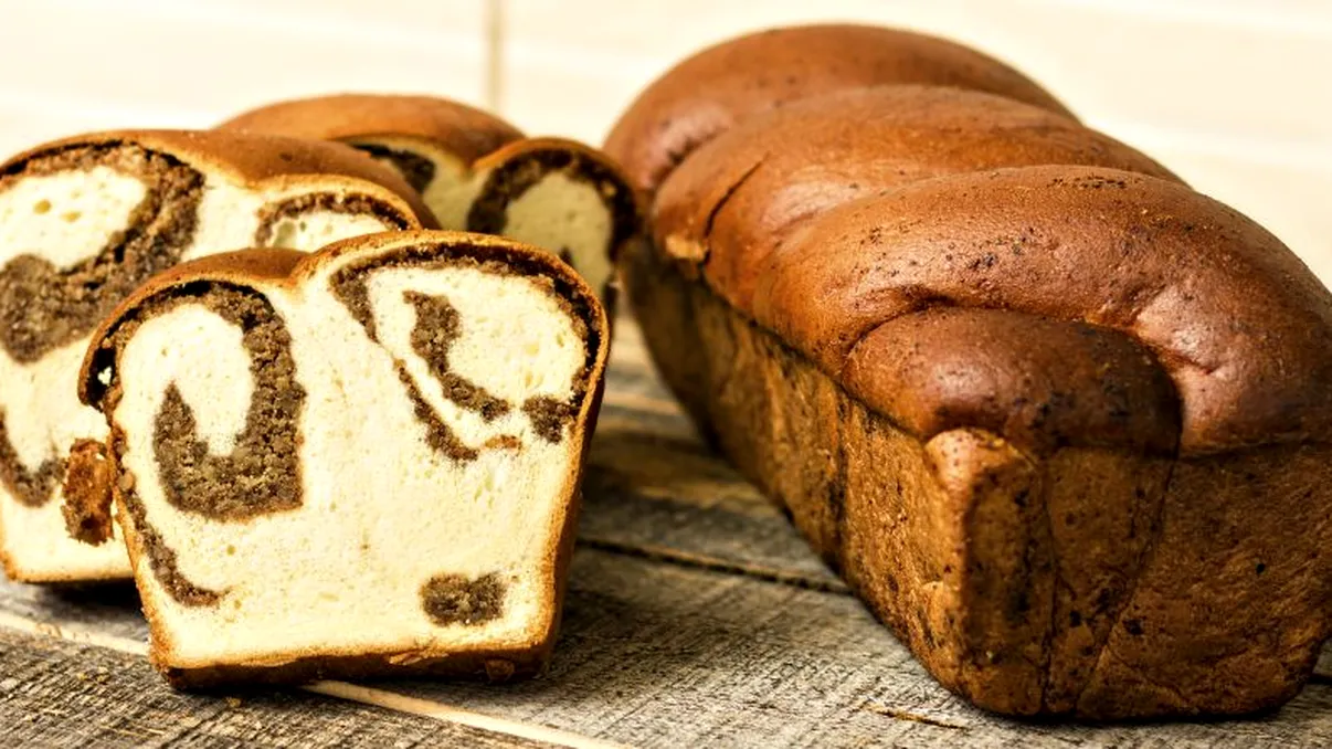 De ce se lasă cozonacul după coacere. Greșeala majoră pe care o fac gospodinele