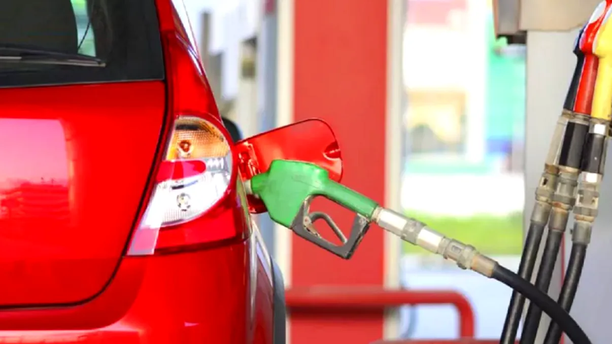 Veste excelentă de la pompă. Cât costă benzina și motorina, șoferii se vor bucura enorm