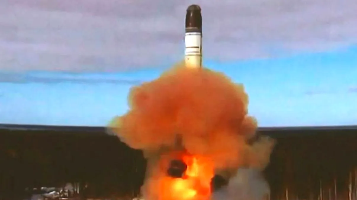 Ultima oră! Rusia a testat cu succes o rachetă balistică intercontinentală. Ce mesaj îi transmite Occidentului