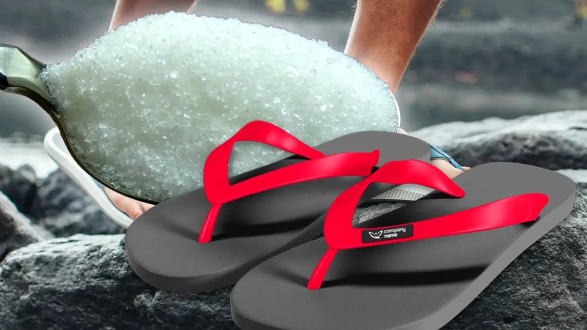 A presărat zahăr în papuci. Motivul e unul genial, vei face şi tu aşa de acum