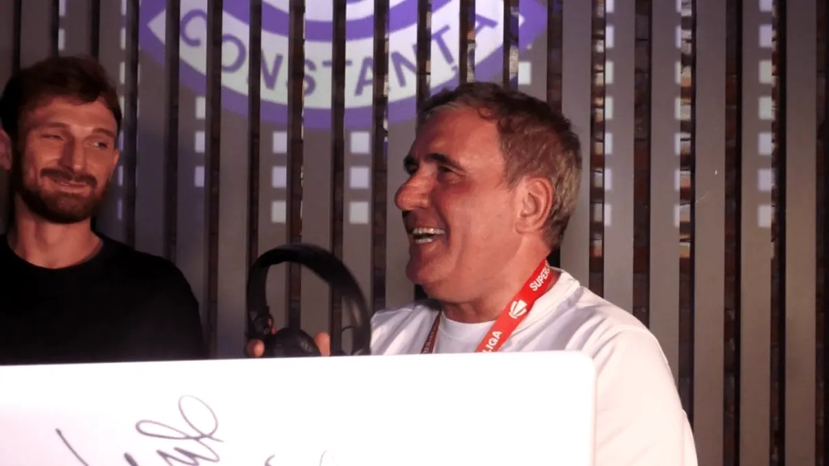 Imagini memorabile. Gheorghe Hagi a cântat în club cu tatăl Simonei Halep și a fost DJ pentru jucătorii echipei Farul - FOTO & VIDEO