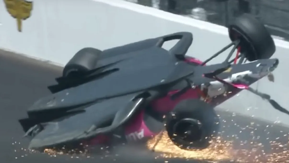 Imagini teribile în cursa de 500 de mile de la Indianapolis, roata mașinii a ajuns în tribune. Cum s-a văzut accidentul din cockpitul pilotului - VIDEO