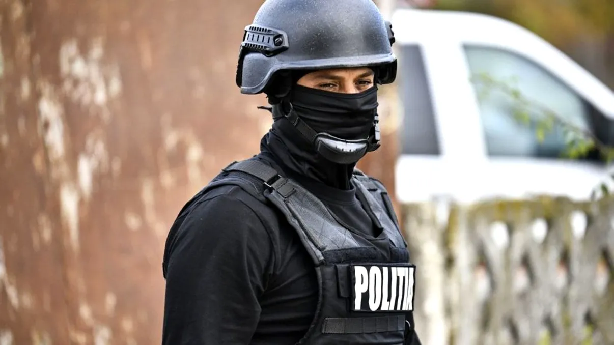 Ultima oră! O adolescentă și-a înscenat răpirea și a cerut răscumpărare părinților îndurerați. Motivul pentru care a făcut acest gest i-a șocat pe polițiștii sibieni