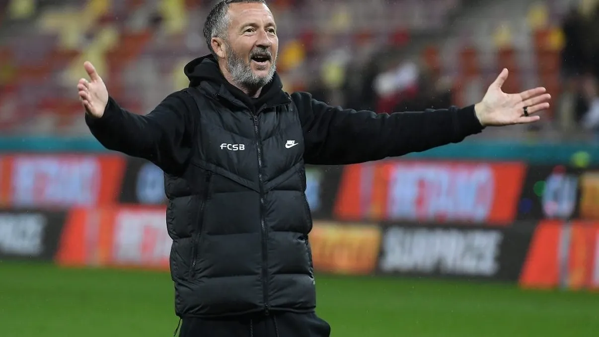 „Cine se naşte pătrat, nu moare rotund”. Mihai Stoica a vrut să aducă un jucător chinez la FCSB. „Chin și jale”