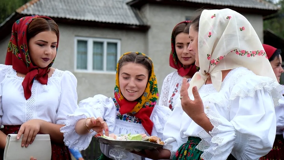 Ce să bei și să mănânci în luna august ca să atragi norocul. Tradiții și obiceiuri pentru ultima lună de vară